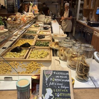 Sfoglia Rina - Fresh pasta - Pasta Shops Near Me - Bologna, BO