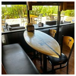 Indoor & Outdoor Seating