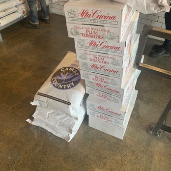 Pizza Thief - Line area - Pizza Near Me - Portland, Oregon