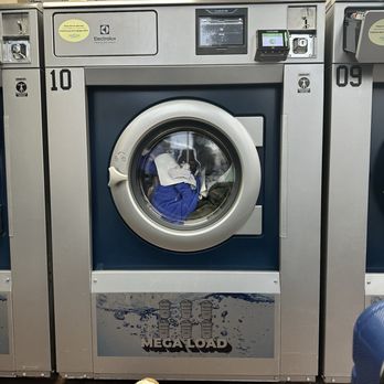 Toss N Turn Laundry - Laundromat Near Me - San Francisco, California Toss N Turn Laundry - Laundromat Near Me - San Francisco, California