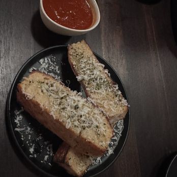 Double Zero Pie & Pub - Garlic Bread - Pizza Near Me - Las Vegas, Nevada Double Zero Pie & Pub - Garlic Bread - Pizza Near Me - Las Vegas, Nevada