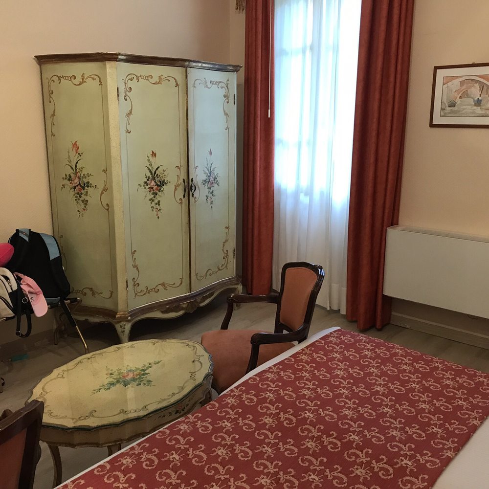 Hotel Biasutti - Historic look - Hotels Near Me - Lido, VE