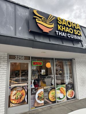 SAOHA KHAO SOI THAI CUISINE by null