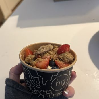 honeygrow - Cheesecake - Salad Near Me - Boston, Massachusetts