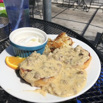 The Greenery Cafe - Sausage gravy and biscuits - Breakfast & Brunch Near Me - Ogunquit, Maine