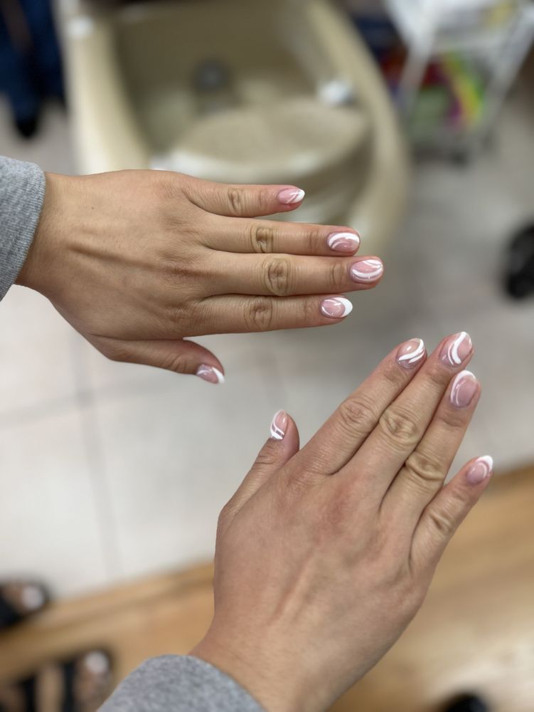 Pop of Polish Nail Salon Logo