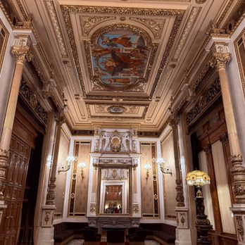 Wiener Staatsoper - Waiting lobby - Performing Arts Near Me - Vienna, 9