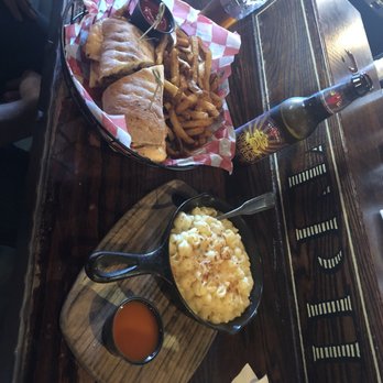 Tryon Public House - Chipotle chicken Chipotle - American Near Me - New York, New York