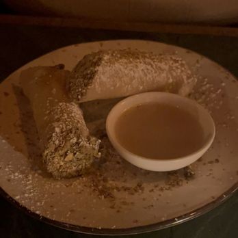 Soda Club - Cannoli with Dulce de leche dipping sauce - Wine Bars Near Me - New York, New York Soda Club - Cannoli with Dulce de leche dipping sauce - Wine Bars Near Me - New York, New York