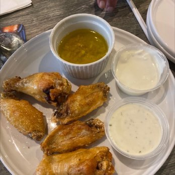 Fire In The Bricks Neapolitan Pizza - Jumbo wings with garlic Parm on the side - Italian Near Me - Palm Coast, Florida Fire In The Bricks Neapolitan Pizza - Jumbo wings with garlic Parm on the side - Italian Near Me - Palm Coast, Florida
