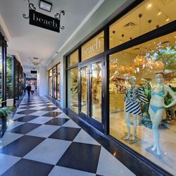 The Royal Poinciana Plaza