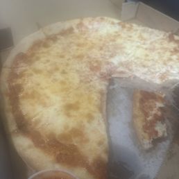 Large extra cheese and sauce (I know I love messy pizza. My favorite. The dough is thin and chewy and crunchy just like home. Large extra cheese and sauce (I know I love messy pizza. My favorite. The dough is thin and chewy and crunchy just like home.