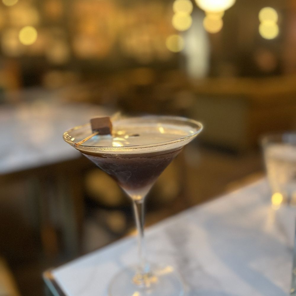 Rocks & Drams - Best tasting martini - Cocktail Bars Near Me - Ventura, California Rocks & Drams - Best tasting martini - Cocktail Bars Near Me - Ventura, California
