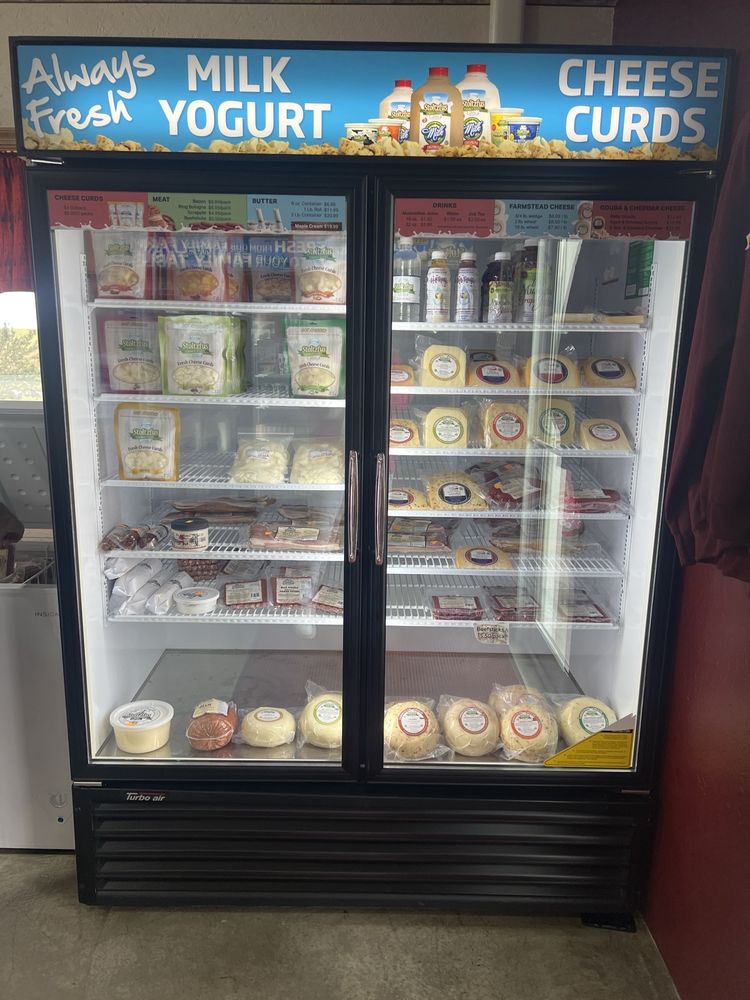 Stoltzfus Dairy Logo