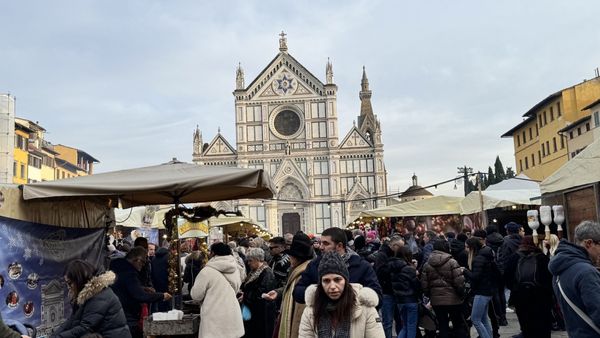Piazza di Santa Croce by null