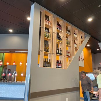 Tomato Cafe - Got wine? Yes, they do. - Italian Near Me - Albuquerque, New Mexico