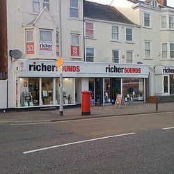 Richer Sounds
