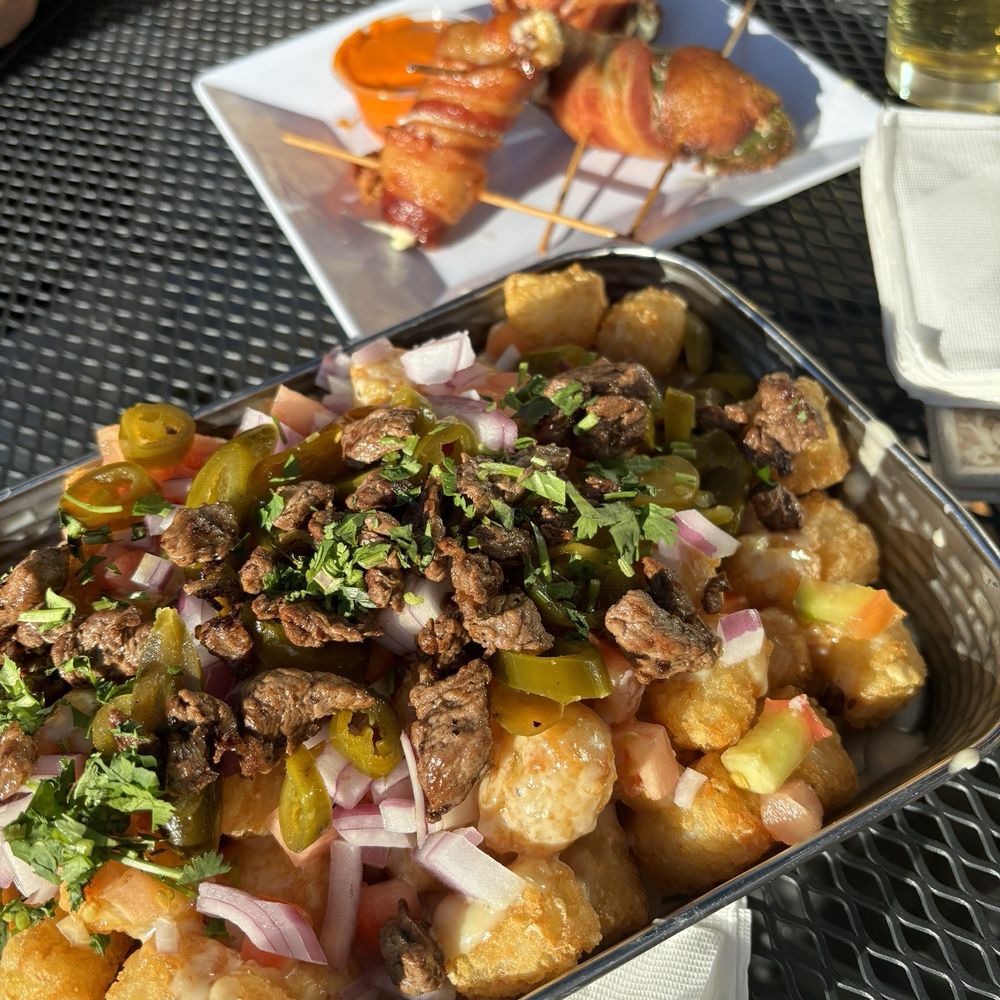 Stagecoach - Tator-tachos and jalapeños poppers - American Near Me - Lockport, Illinois