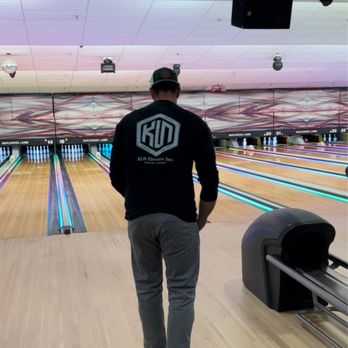 Maplewood Lanes - Bowling Near Me - Omaha, Nebraska Maplewood Lanes - Bowling Near Me - Omaha, Nebraska