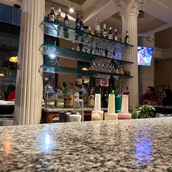 Bravo! Italian Kitchen - Bar area - Italian Near Me - West Homestead, Pennsylvania