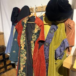 Tudor House and Garden - Dress up