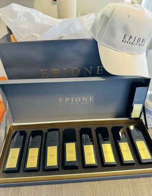 Simon Ourian, MD by null