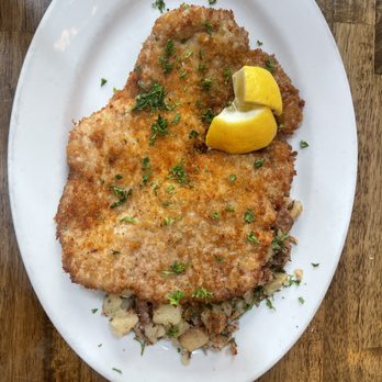 The Schnitzel Garten - Plate sized schnitzel - German Near Me - Eagle, Idaho The Schnitzel Garten - Plate sized schnitzel - German Near Me - Eagle, Idaho
