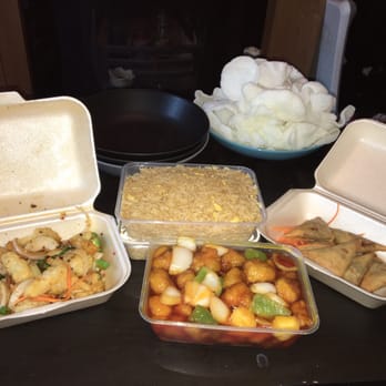 Brothers Chinese - Salt & chilli squid (main), hong kong style sweet & sour chicken, duck samosas, 2 portions of rice & free prawn crackers - Food Delivery Services Near Me - Belfast, BFS