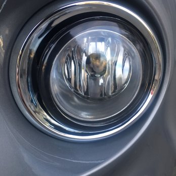 Caliber Collision - driver side log lamp. different shape(more flat surface) and not aligned at the center - Body Shops Near Me - San Jose, California Caliber Collision - driver side log lamp. different shape(more flat surface) and not aligned at the center - Body Shops Near Me - San Jose, California