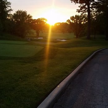 Olympia Fields Country Club - 16 on the North course at sunset - Country Clubs Near Me - Olympia Fields, Illinois