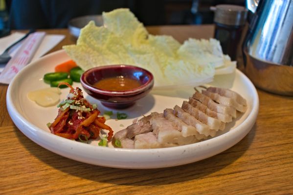 Myeongdong Gyoza Kalguksu - Korean Restaurant (Bloor) by null
