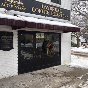 Daybreak Coffee Roasters - Exterior/Outside- Street View - Coffee Roasteries Near Me - Glastonbury, Connecticut