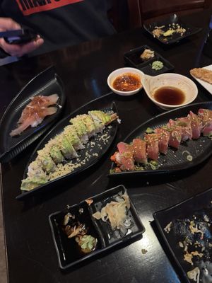 Ariyoshi Sushi Cafe Izakaya by null