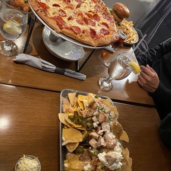 Taproom 29 - Pizza and nachos - New American Near Me - Coachella, California Taproom 29 - Pizza and nachos - New American Near Me - Coachella, California