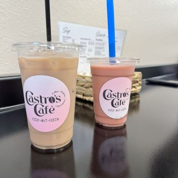Castro's Cafe - Strawberry smoothie and Spiced Cookie Latte. - Cafes Near Me - Polk City, Florida