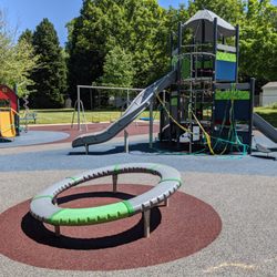 Edgemoor Park - Playground at Edgemoor Park