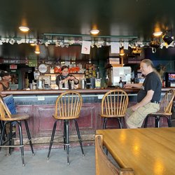 South Side Tavern - The bar!