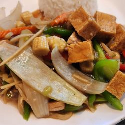 Tom Yum Thai - Ginger tofu