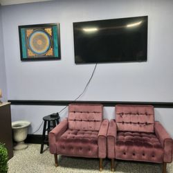 105 Fever - Lobby