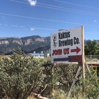 Kaktus Brewing - Roadside with a view of the Sandias - Breweries Near Me - Bernalillo, New Mexico Kaktus Brewing - Roadside with a view of the Sandias - Breweries Near Me - Bernalillo, New Mexico