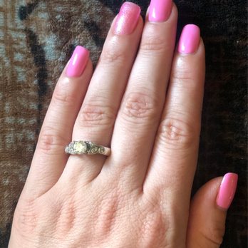 LT NAILS & SPA - Gel manicure - Nail Salons Near Me - La Habra, California