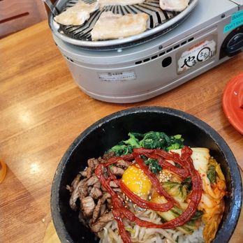 Yakiniku Sizzle - Bibimbap and side pork belly - Japanese Near Me - Honolulu, Hawaii