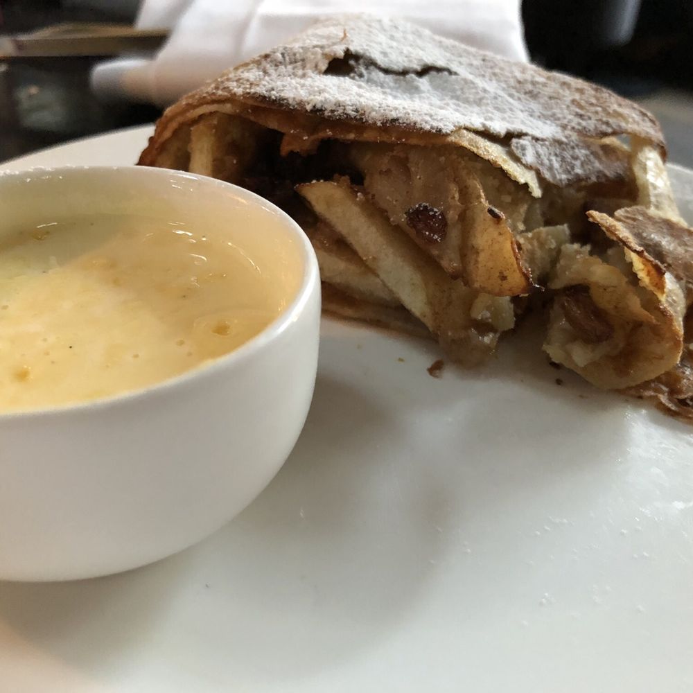 German Gymnasium - Apple strudel - German Near Me - London, XGL
