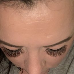 Volume lashes! So fluffy! Volume lashes! So fluffy!