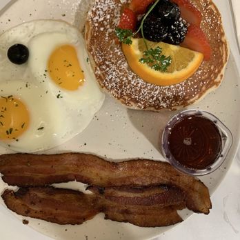 Taste & Glory - Perfectly made eggs, bacon, and pancakes. - Breakfast & Brunch Near Me - San Mateo, California Taste & Glory - Perfectly made eggs, bacon, and pancakes. - Breakfast & Brunch Near Me - San Mateo, California