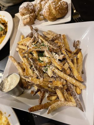 Avenues Proper by null