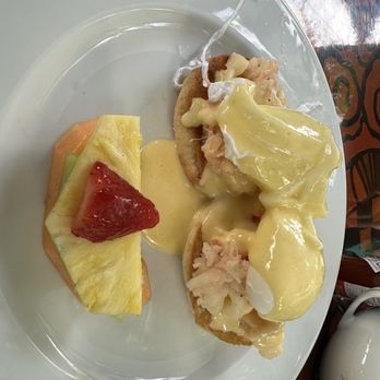Blue Heaven - Lobster Benedict - Breakfast & Brunch Near Me - Key West, Florida Blue Heaven - Lobster Benedict - Breakfast & Brunch Near Me - Key West, Florida