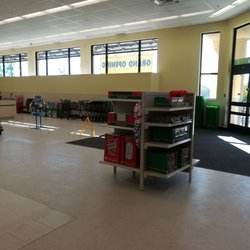 Dollar Tree - Interior.