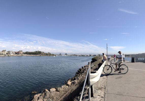 Ballona Creek Bike Path trailhead by null