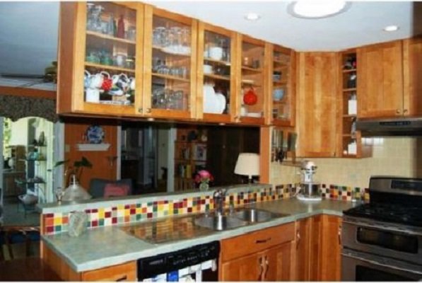 Slide of B & E Contractors